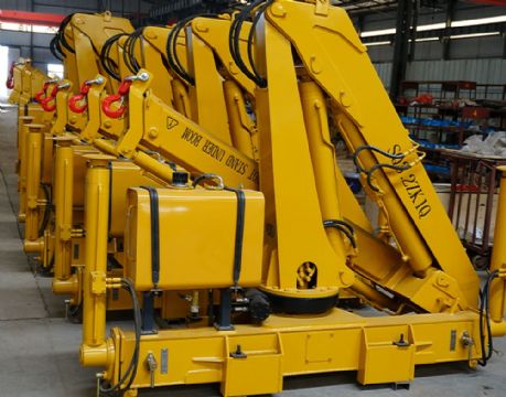 點擊查看詳細信息<br>標題：SQ3S3  3.2噸折臂吊 閱讀次數(shù)：2619